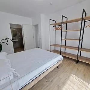  Apartment Pao -